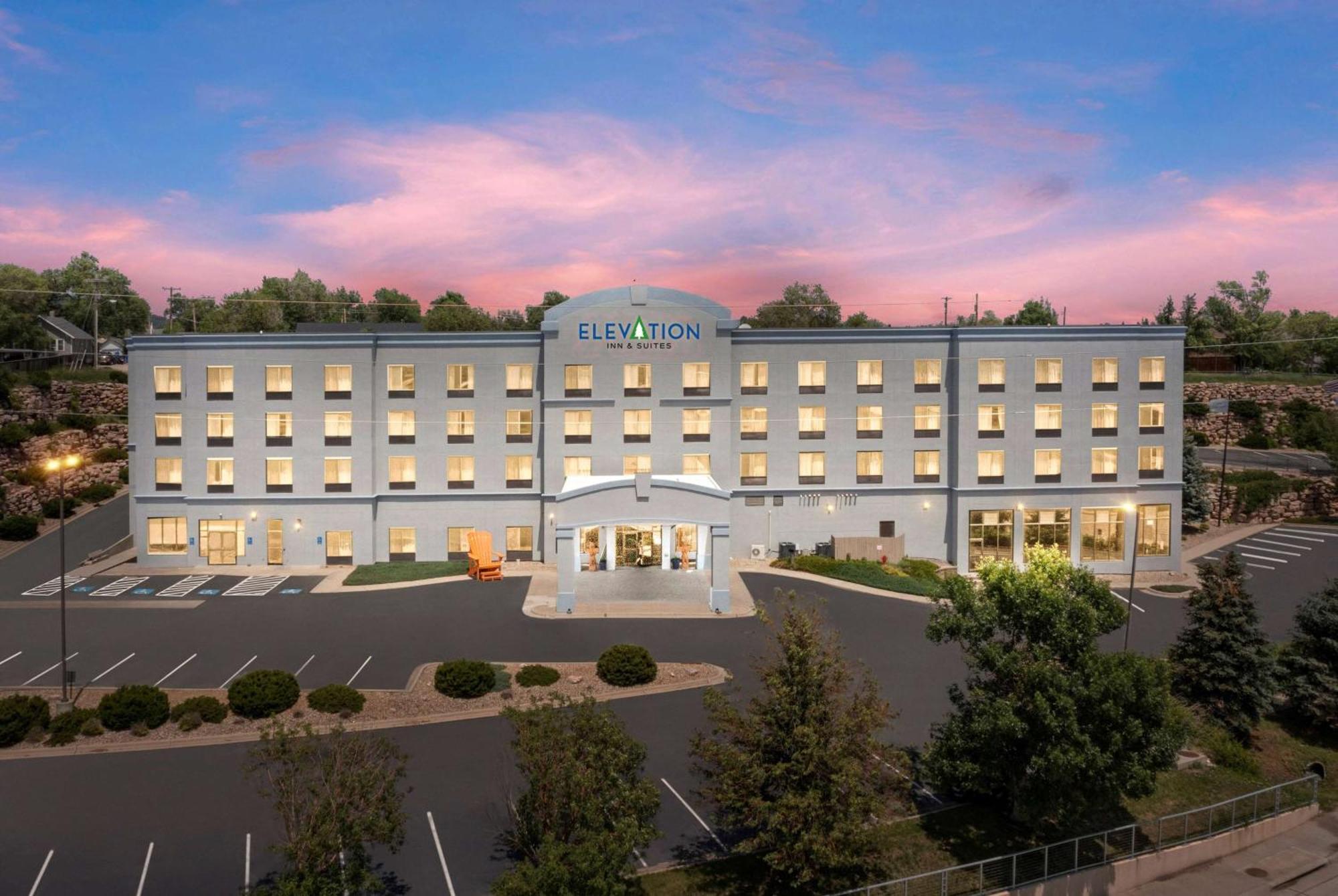 Elevation Inn & Suites, Trademark Collection By Wyndham Rapid City Eksteriør billede