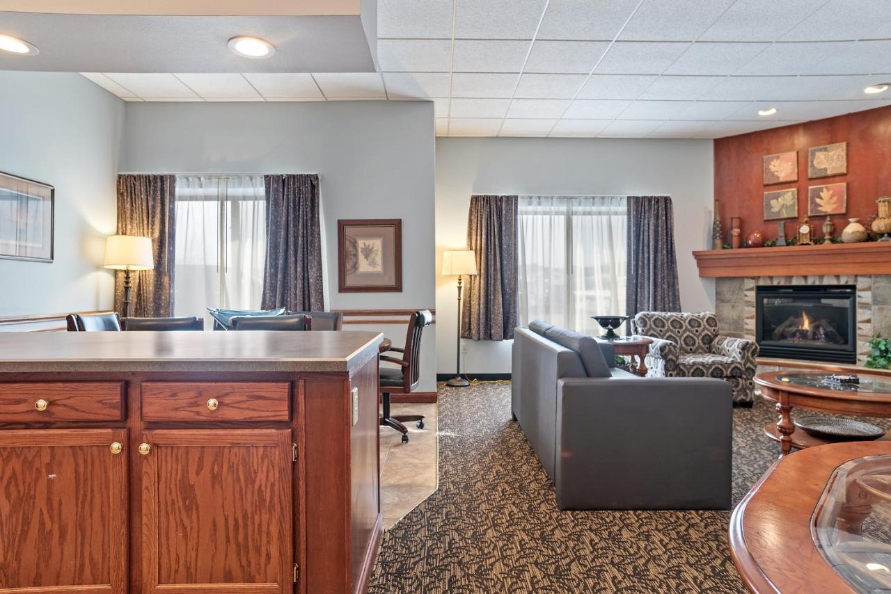Elevation Inn & Suites, Trademark Collection By Wyndham Rapid City Eksteriør billede